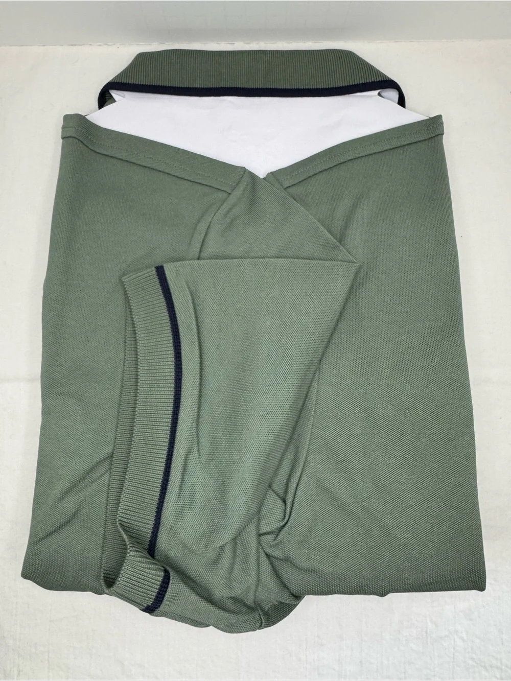 Lacoste Men’s Olive Green Polo with Contrast Navy Trim - Picture 4 of 4